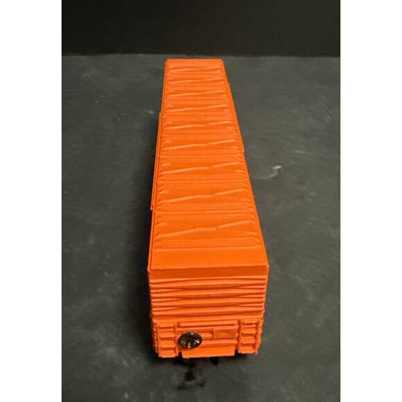 Life Like Trains 8480 HO Scale TPIX 576 50' Box Car Tropicana Orange - Picture 4 of 9